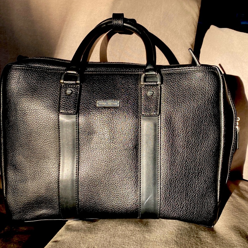 Brooks Brothers Leather Briefcase. Computer bag inside. Black leather.